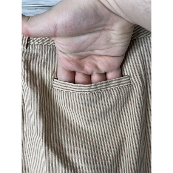 Talbots Capri Pants Womens 10P Petite Beige White Pinstripe Stretch Cotton - Picture 8 of 12